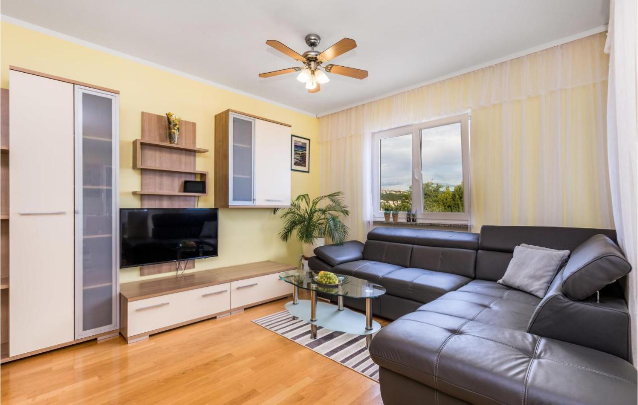 Stunning Apartment In Volosko With House Sea View Екстер'єр фото