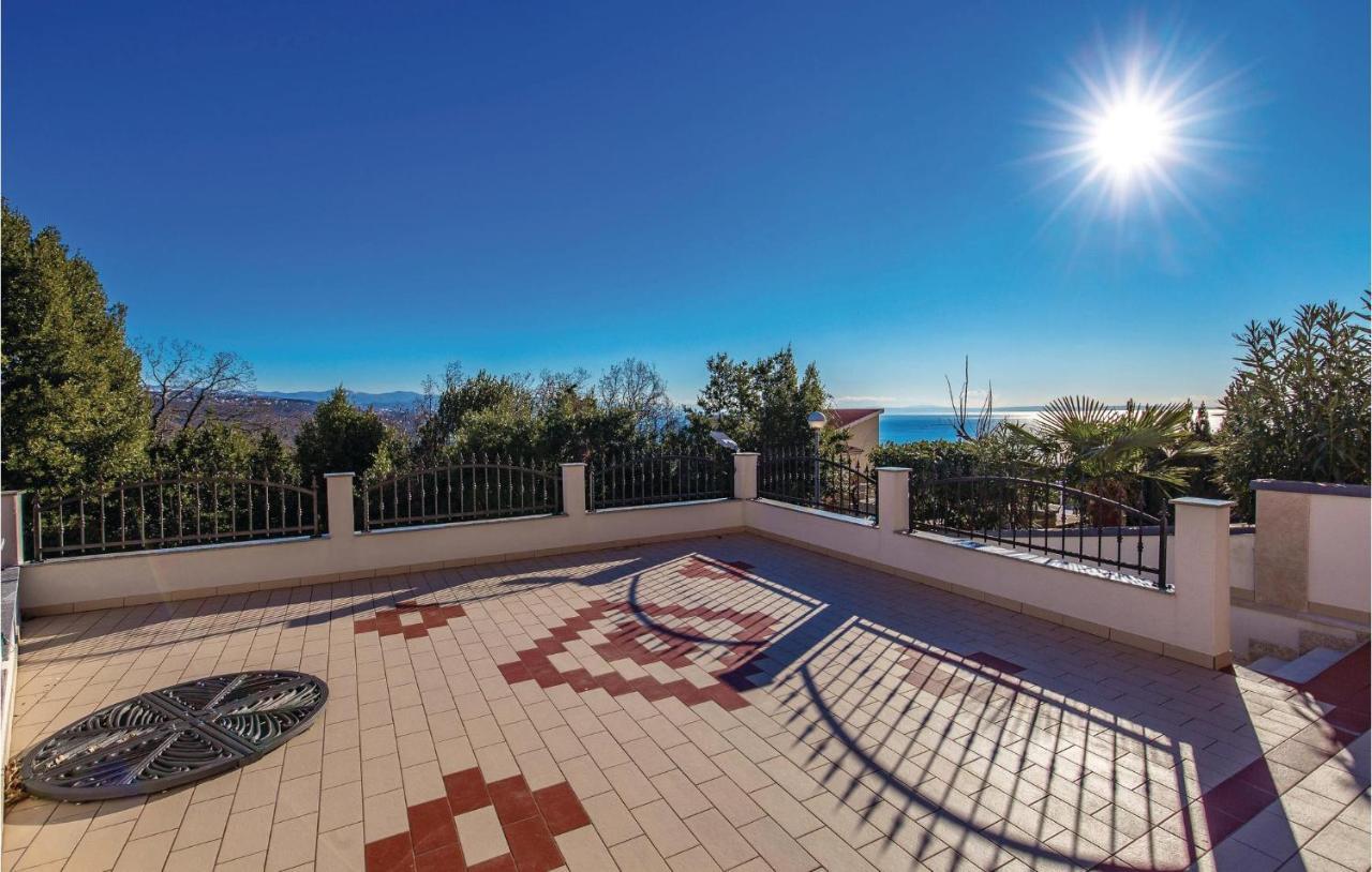 Stunning Apartment In Volosko With House Sea View Екстер'єр фото