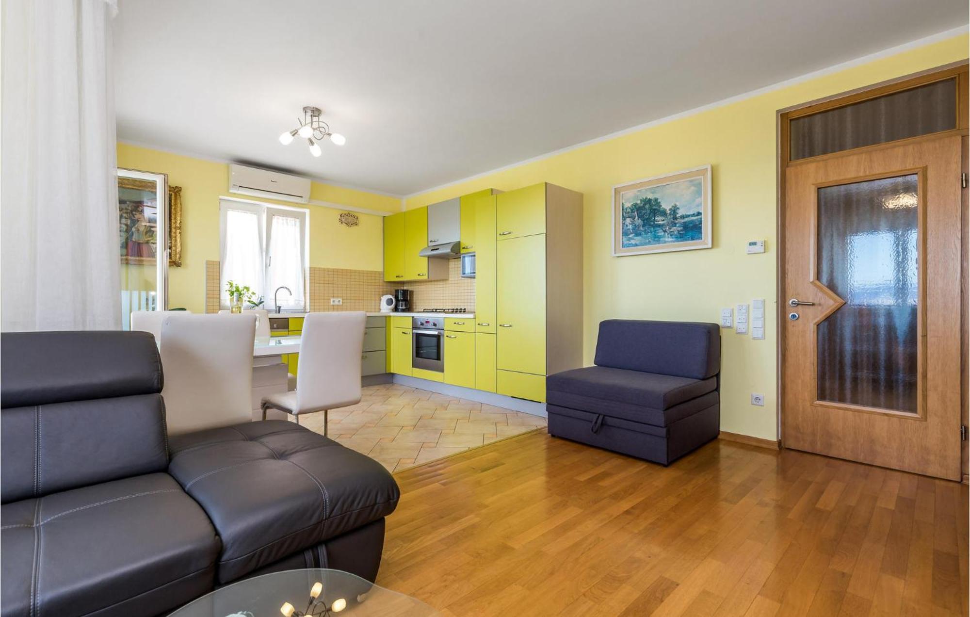 Stunning Apartment In Volosko With House Sea View Екстер'єр фото